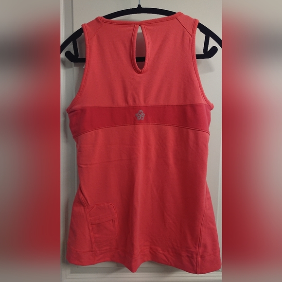 Ladies sleeveless top size M - Picture 3 of 6